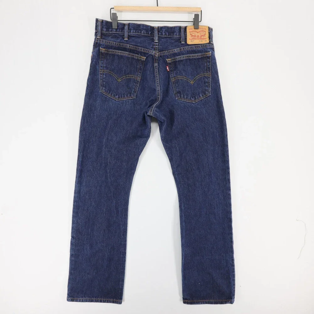 Levis classic dark